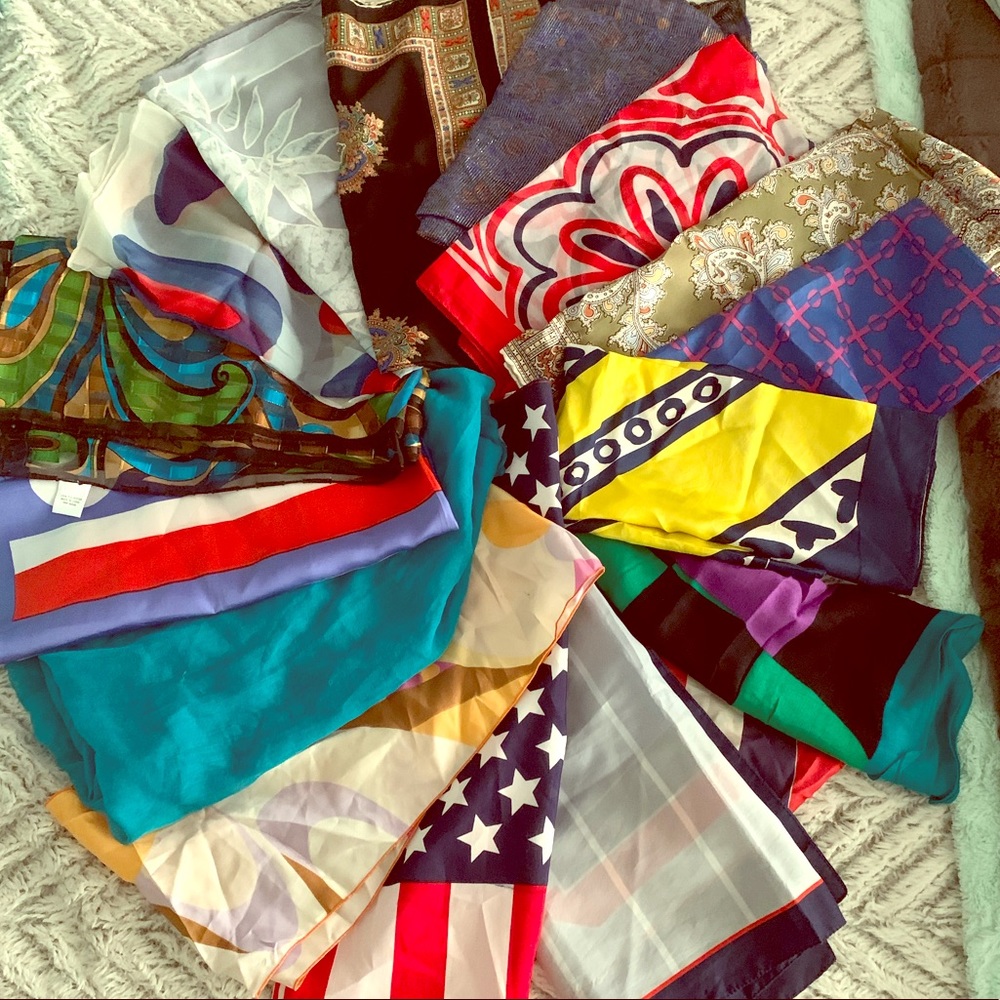 Lot of 16 Vintage scarves